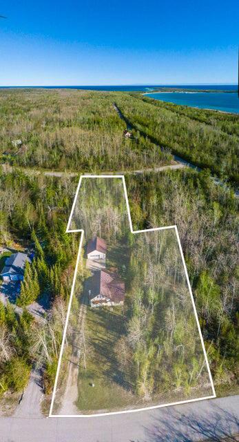 Image 4: Triple lot near Presque Isle Harbor