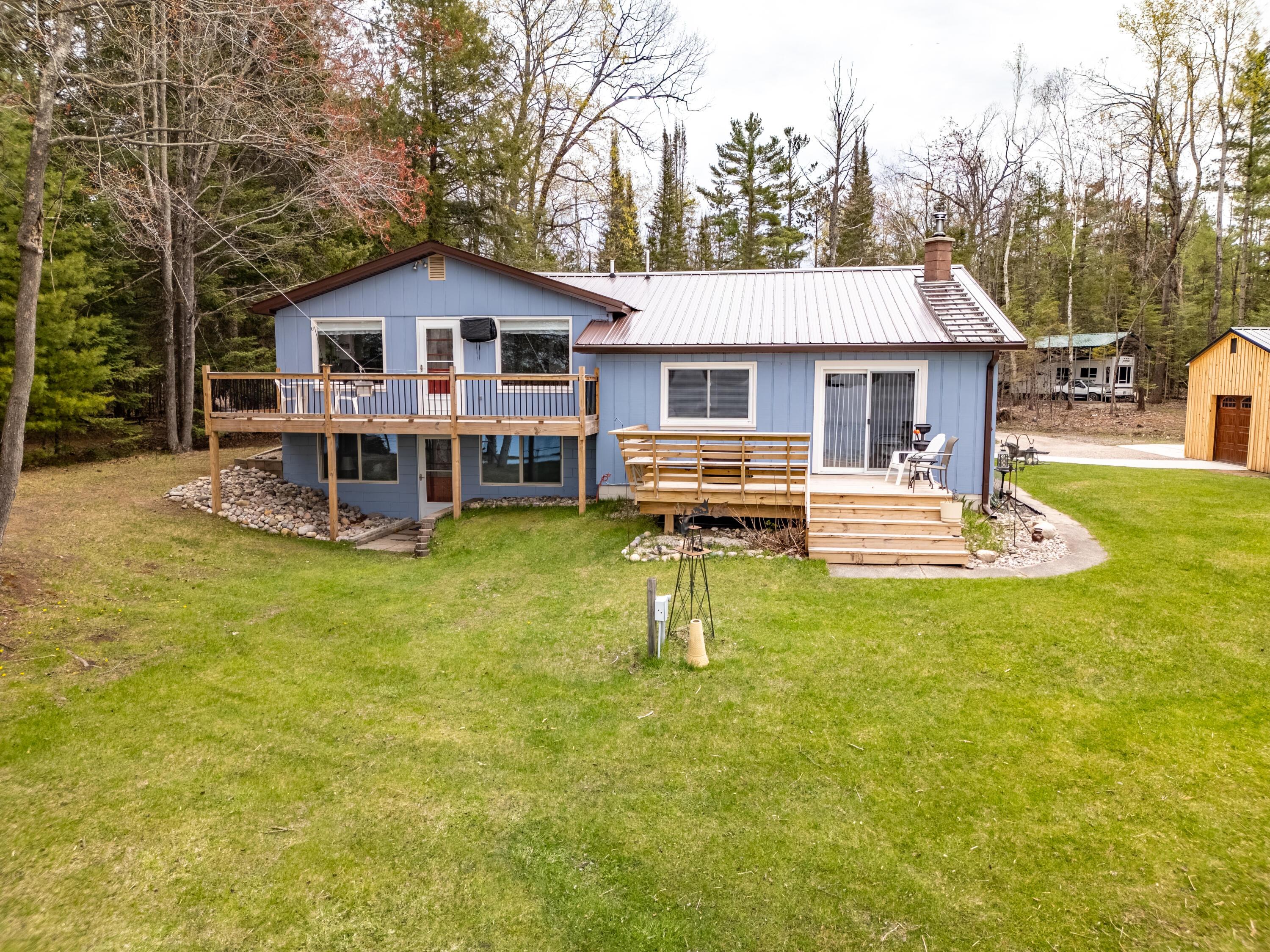 Image 3: RainyLake-30