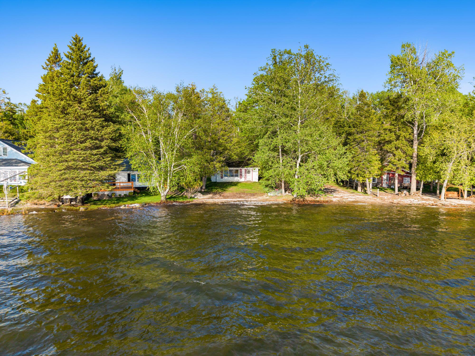 Image 4: DJI_20260526190603_0143_D