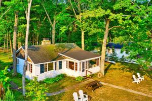 208 Lakeshore Drive
