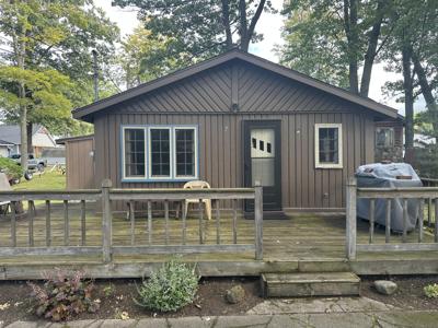 3974 W Houghton Lake Drive