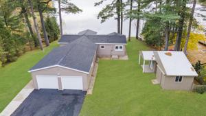 1129 Pinetum Lane