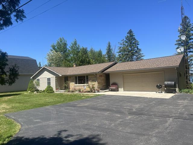 Image 1: Ranch Home