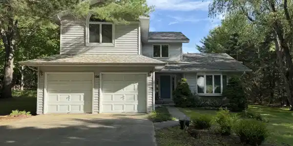 108 Carpenter Boulevard