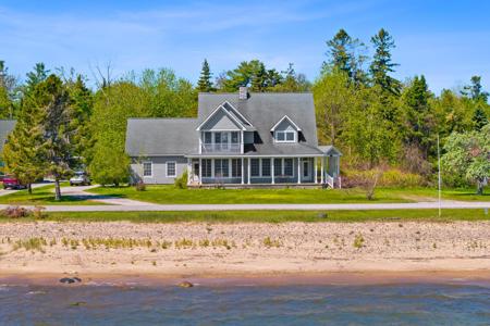 1860 S Sturgeon Point Road