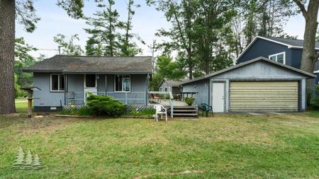 2525 Lakeview Drive
