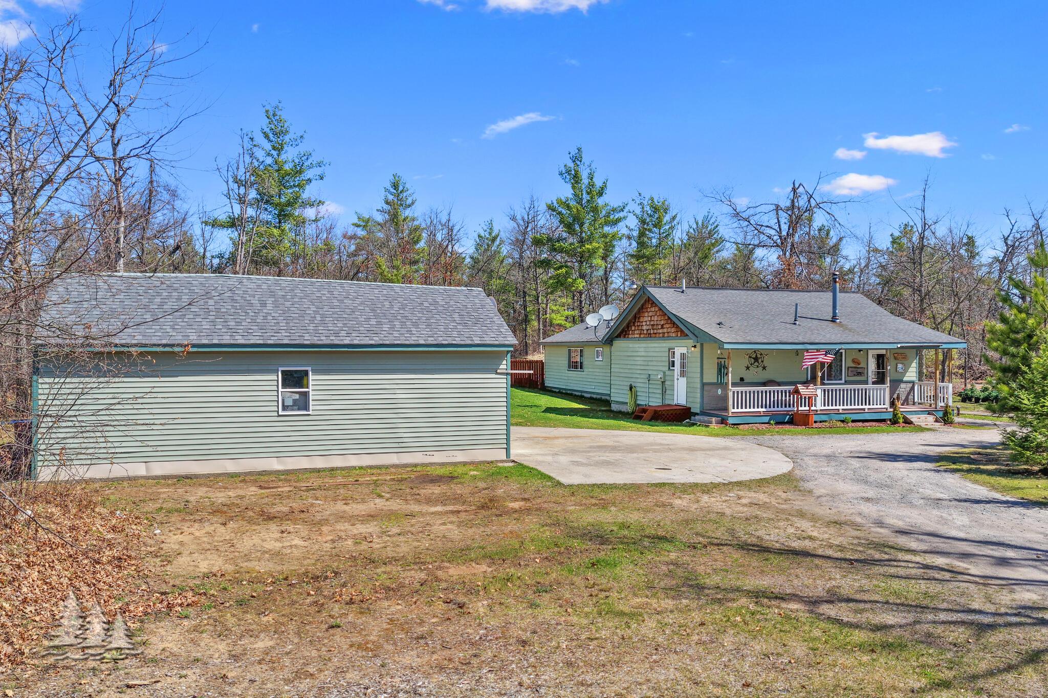 Image 3: 6436 Big Wolf Lake Rd.