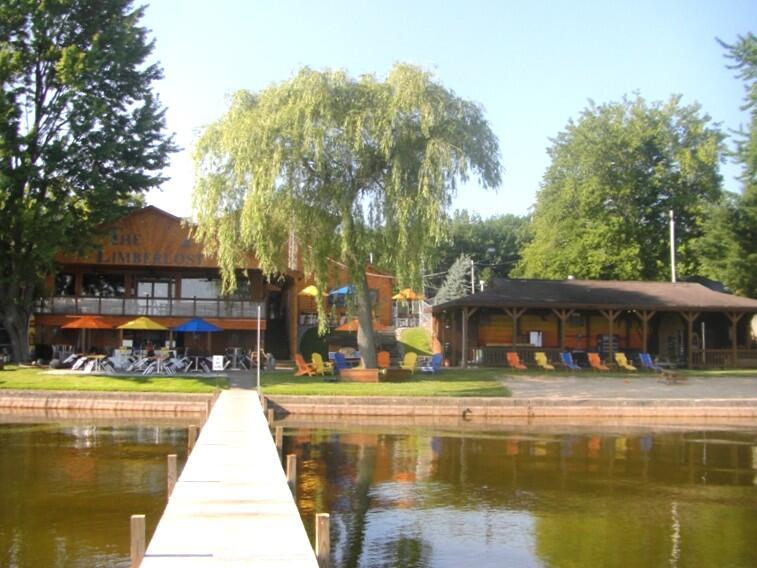Image 2: 152 Feet of Frontage
