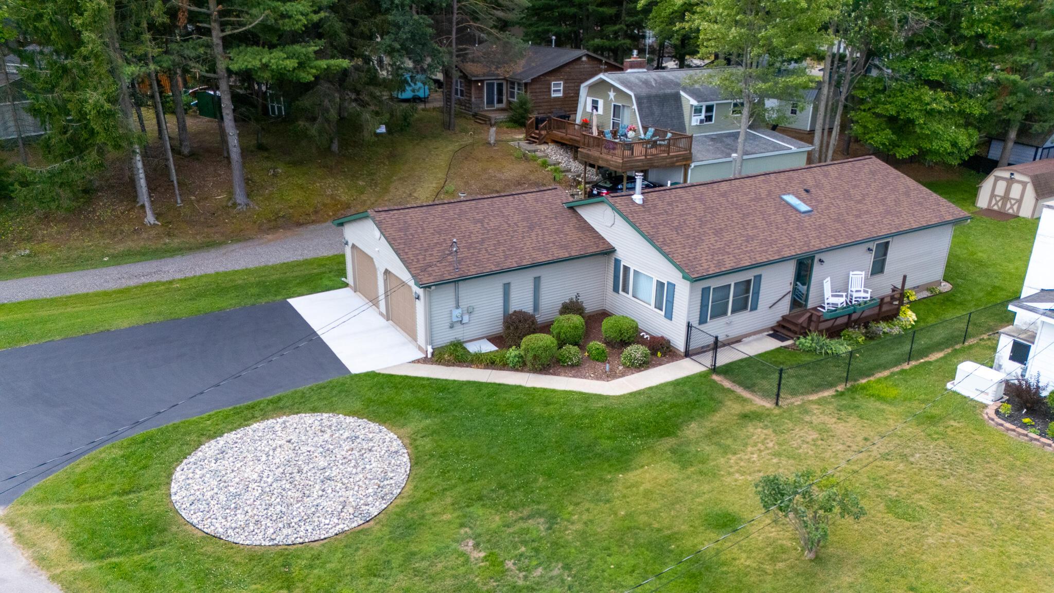 Image 2: DJI_20260729123329_0190_D