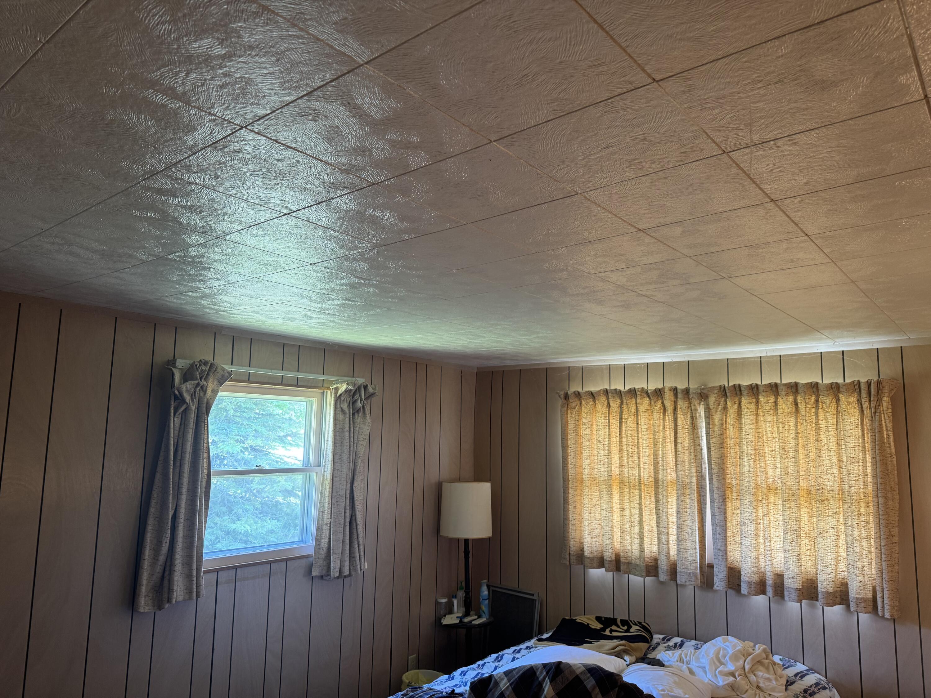 Image 4: 520 W Central Bedroom 1
