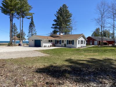 15315 Quiet Lane