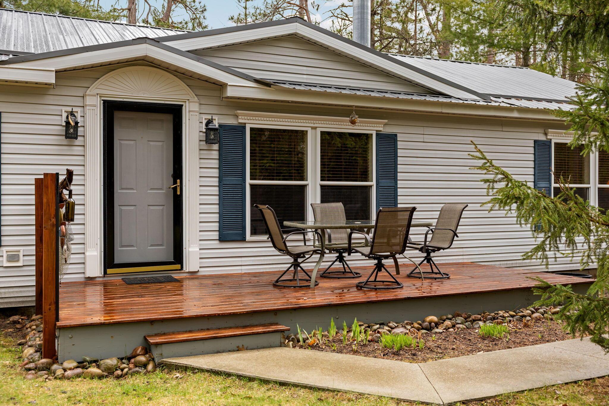 Image 4: 12-web-or-mls-CAG_4900