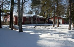 21545 Bluffs Highway