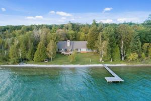 2924 Chippewa Beach Road