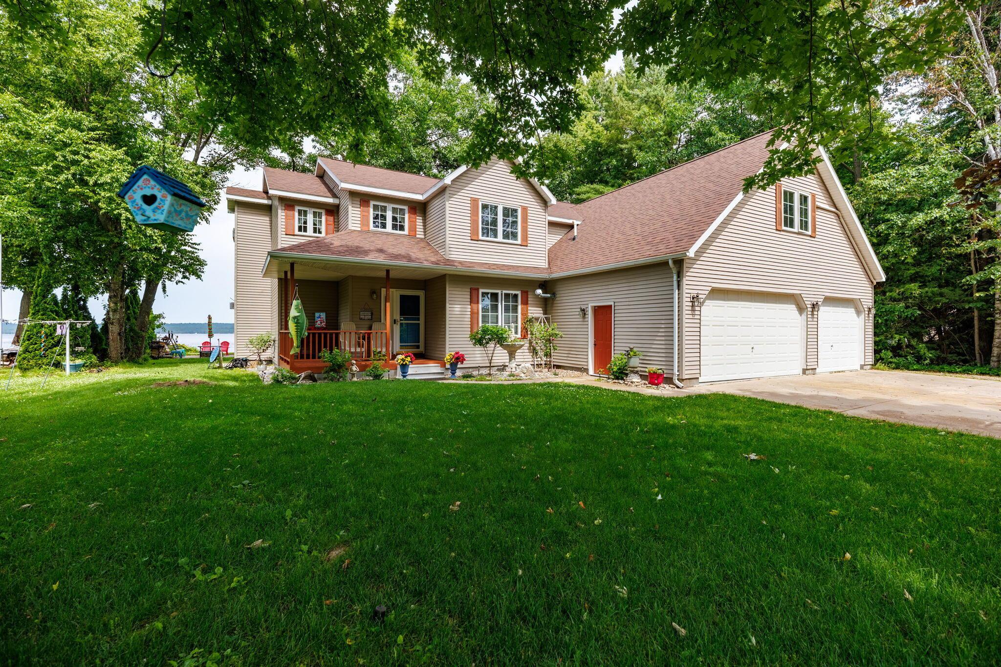 Image 1: 2-web-or-mls-BlackLake-72