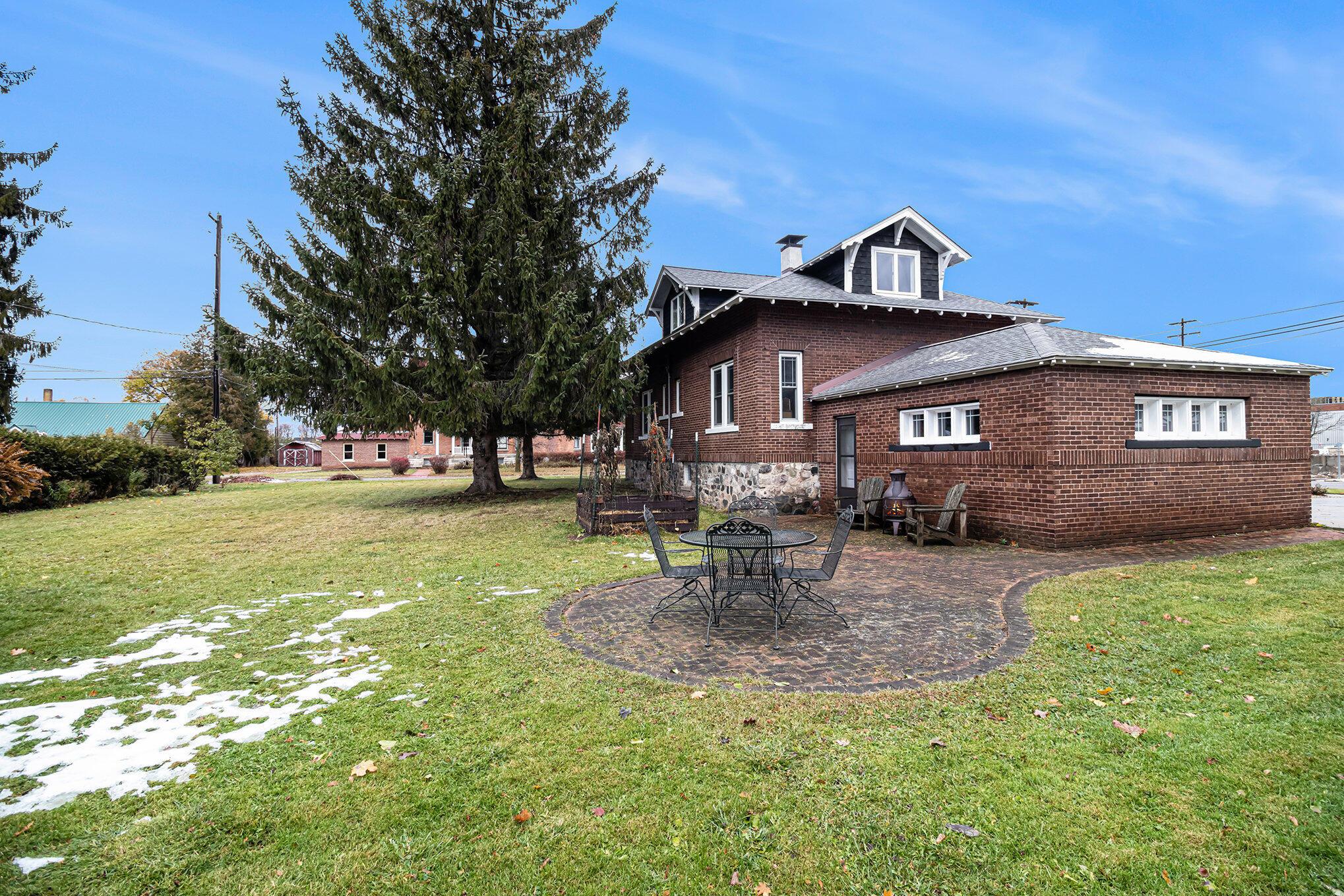 Image 4: 4